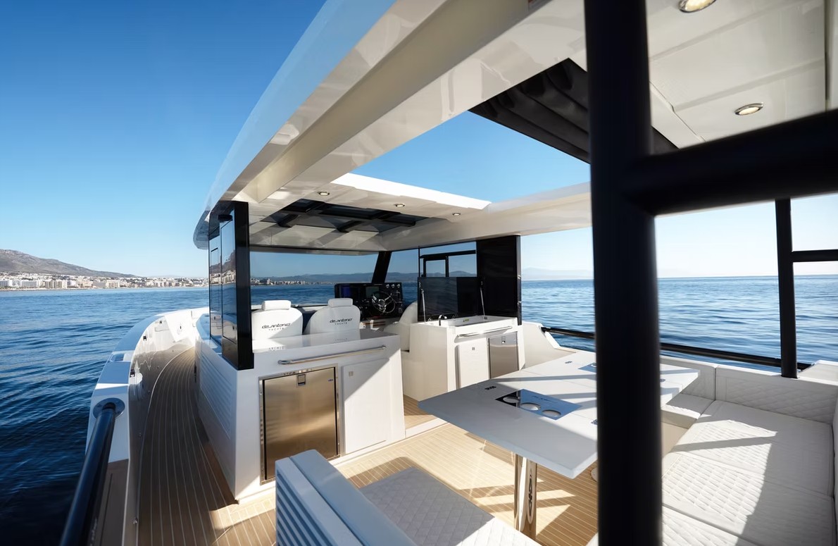 DE ANTONIO YACHTS D50 COUPE - 2