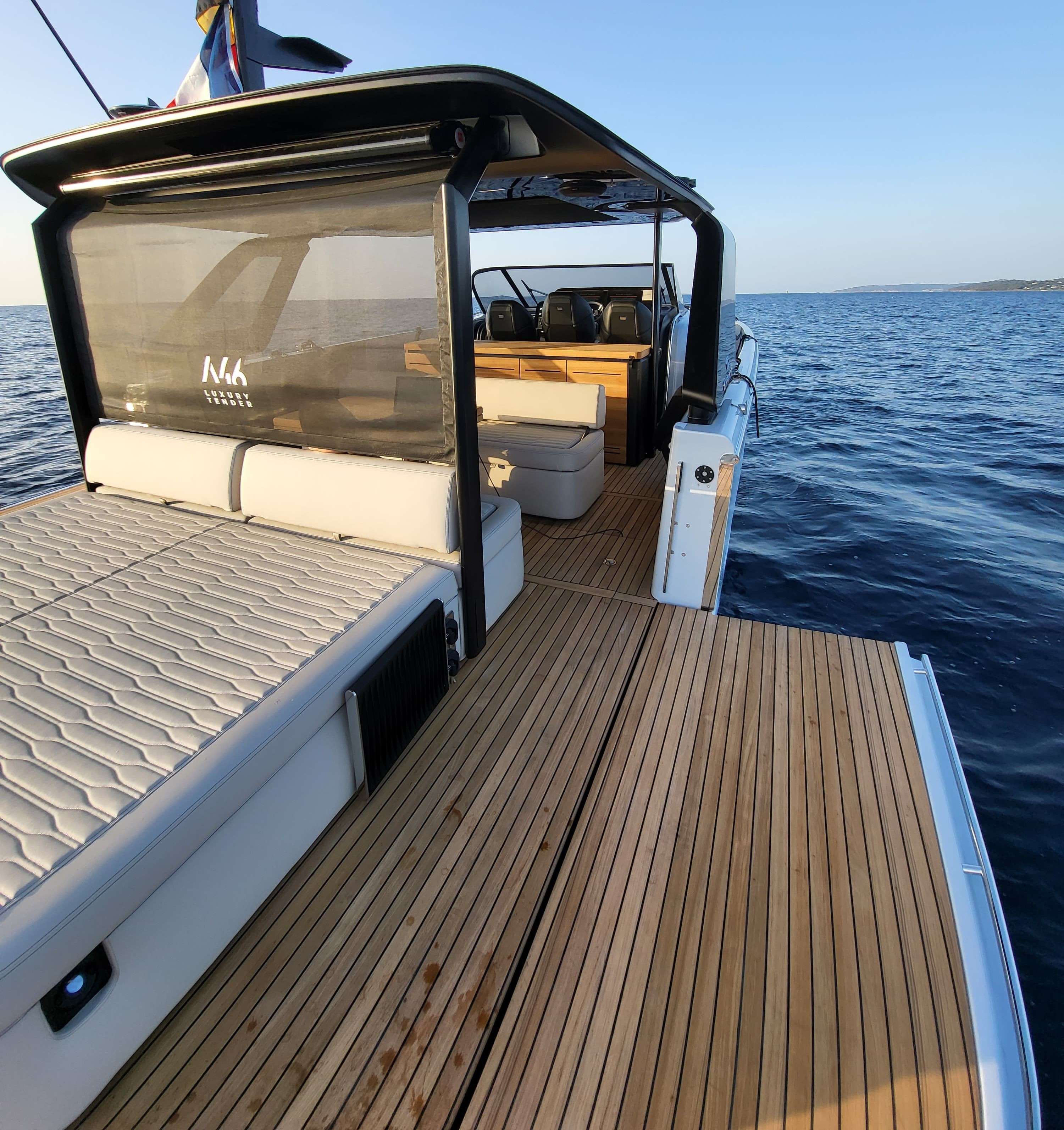 CRANCHI A46 LUXURY TENDER - 5