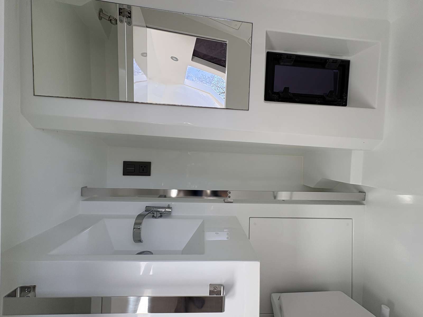 DE ANTONIO YACHTS D36 OPEN - 14