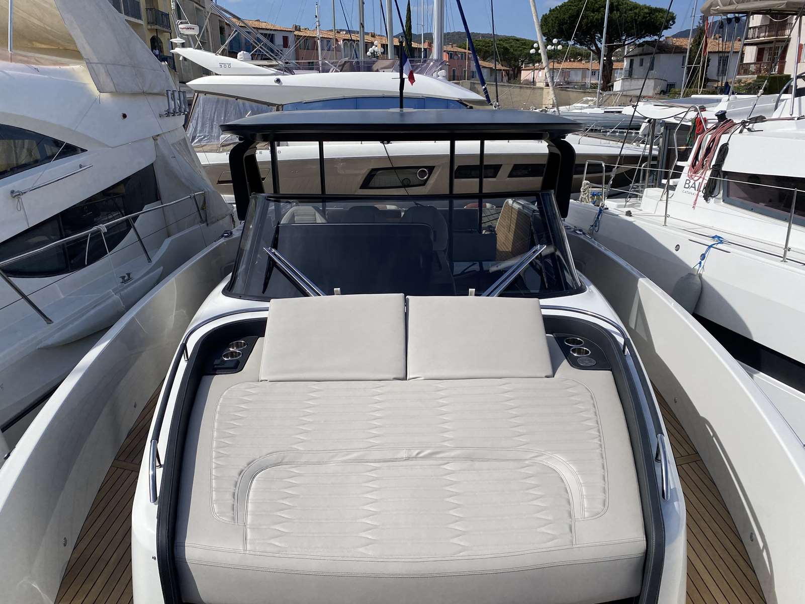 CRANCHI A46 LUXURY TENDER - 11