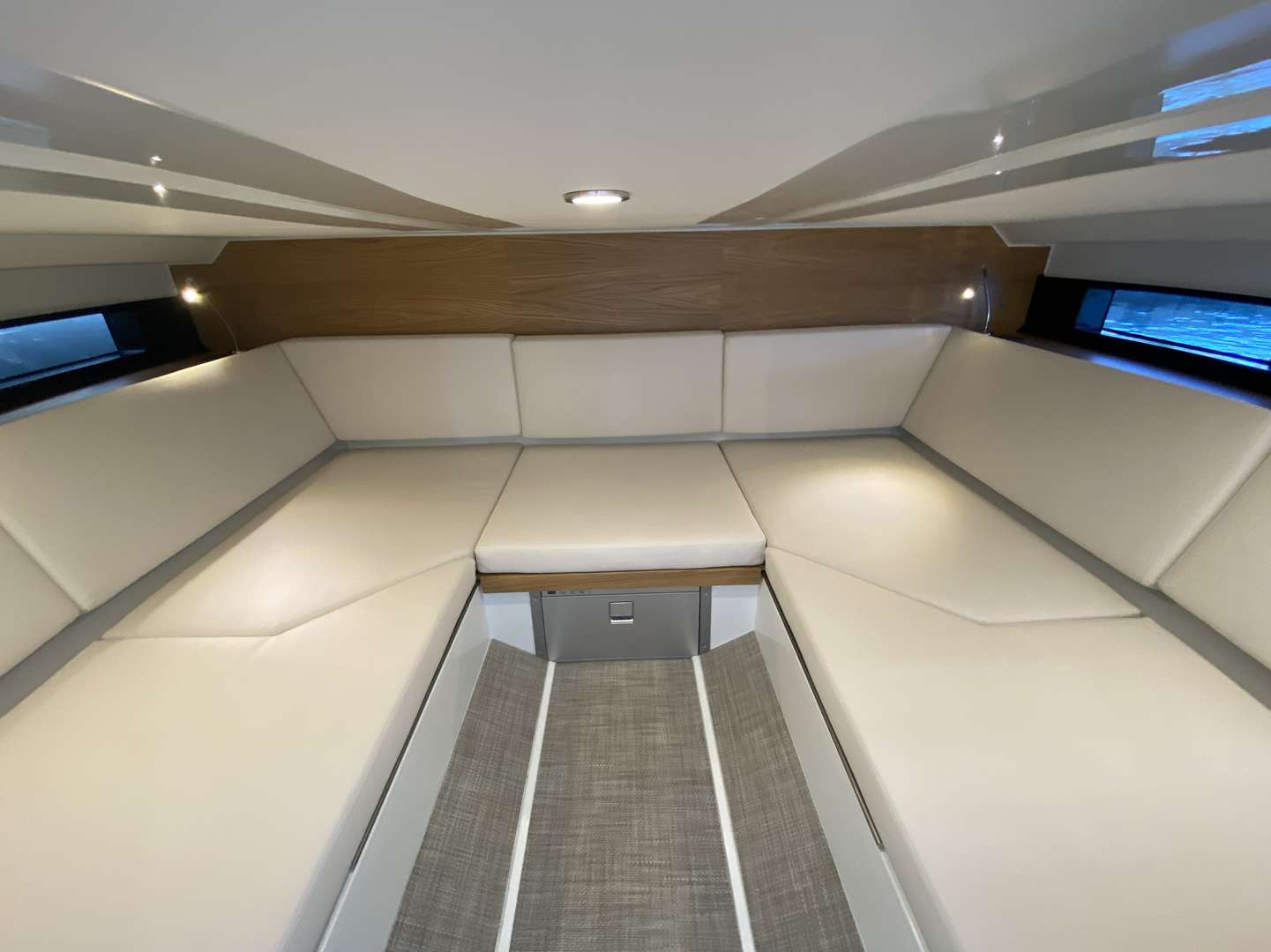 DE ANTONIO YACHTS D36 HARD TOP - 9