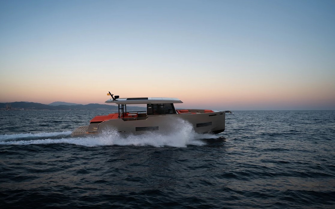 DE ANTONIO YACHTS D50 COUPE - 15