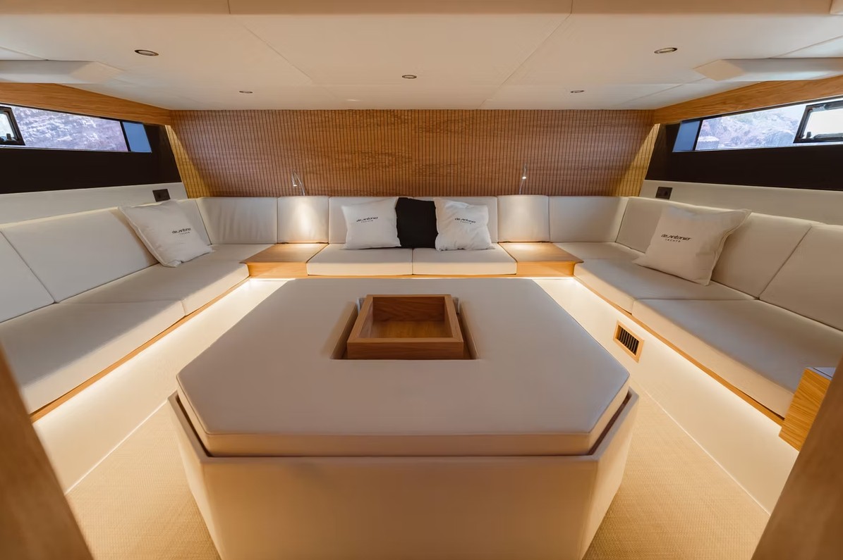 DE ANTONIO YACHTS D50 COUPE - 11