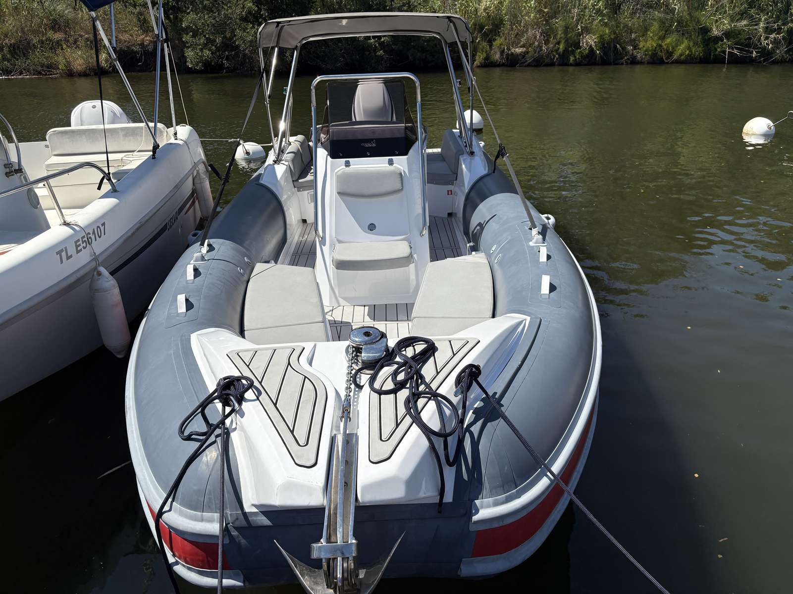 MV MARINE MV 27 GT - 4