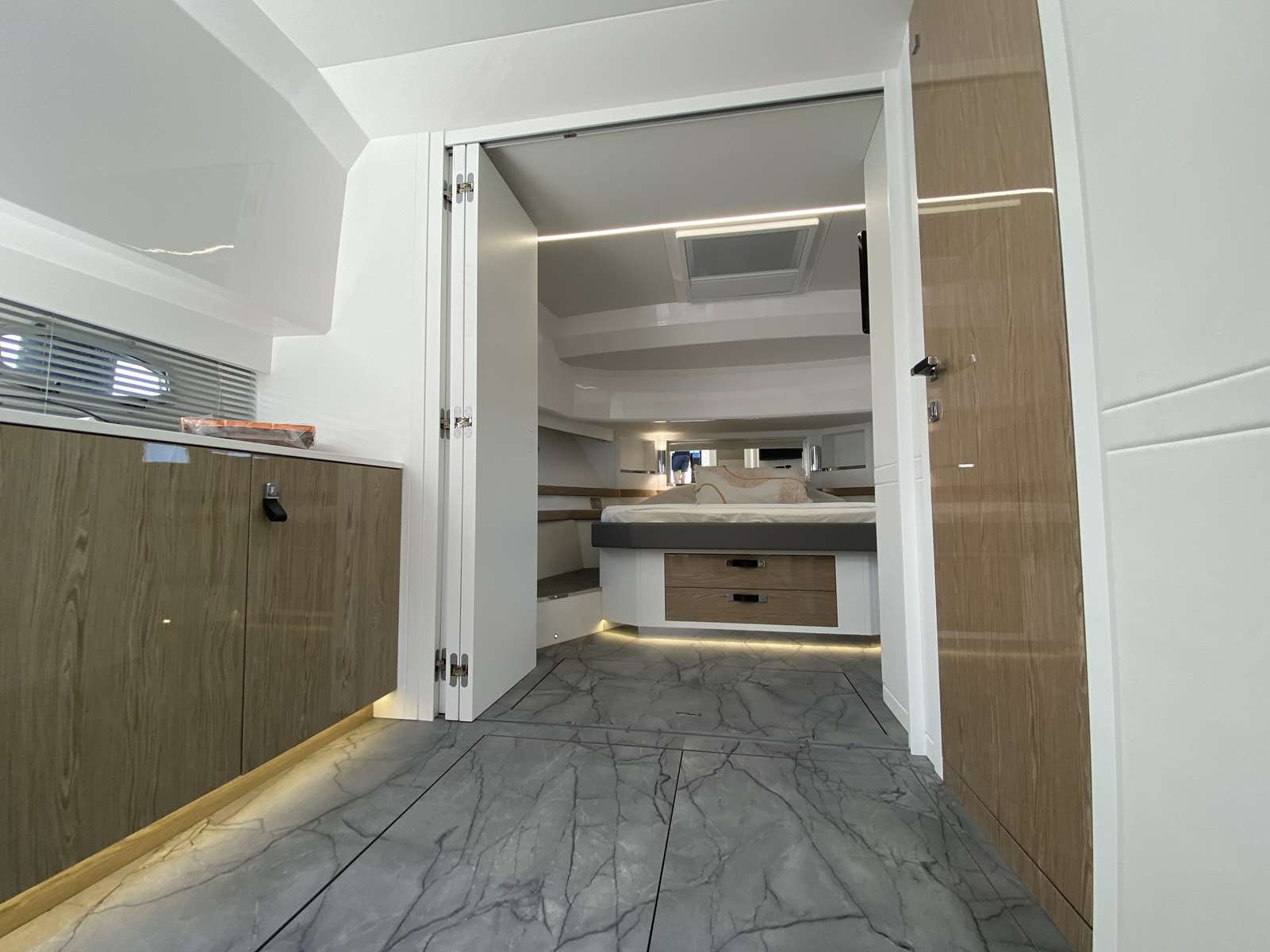 RIO YACHTS DAYTONA 50 - 9