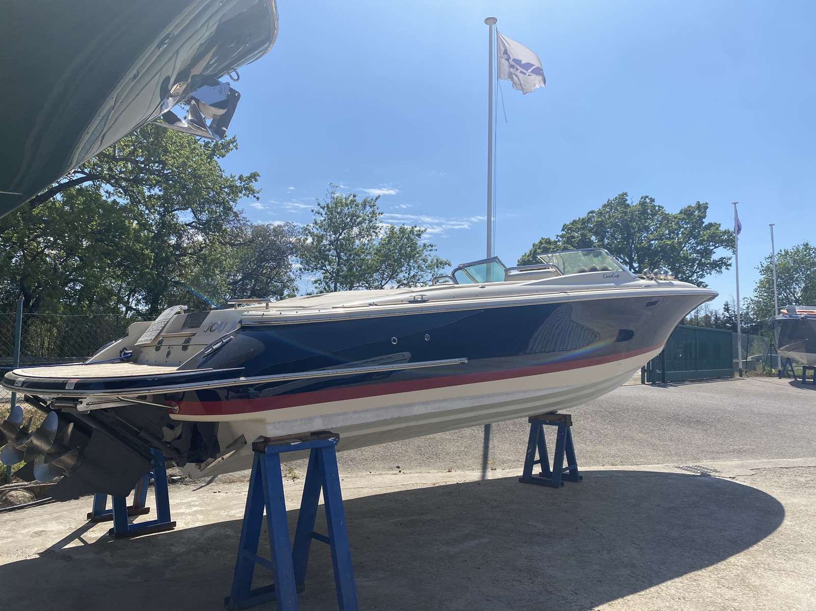 CHRIS CRAFT 28 CORSAIR - 19