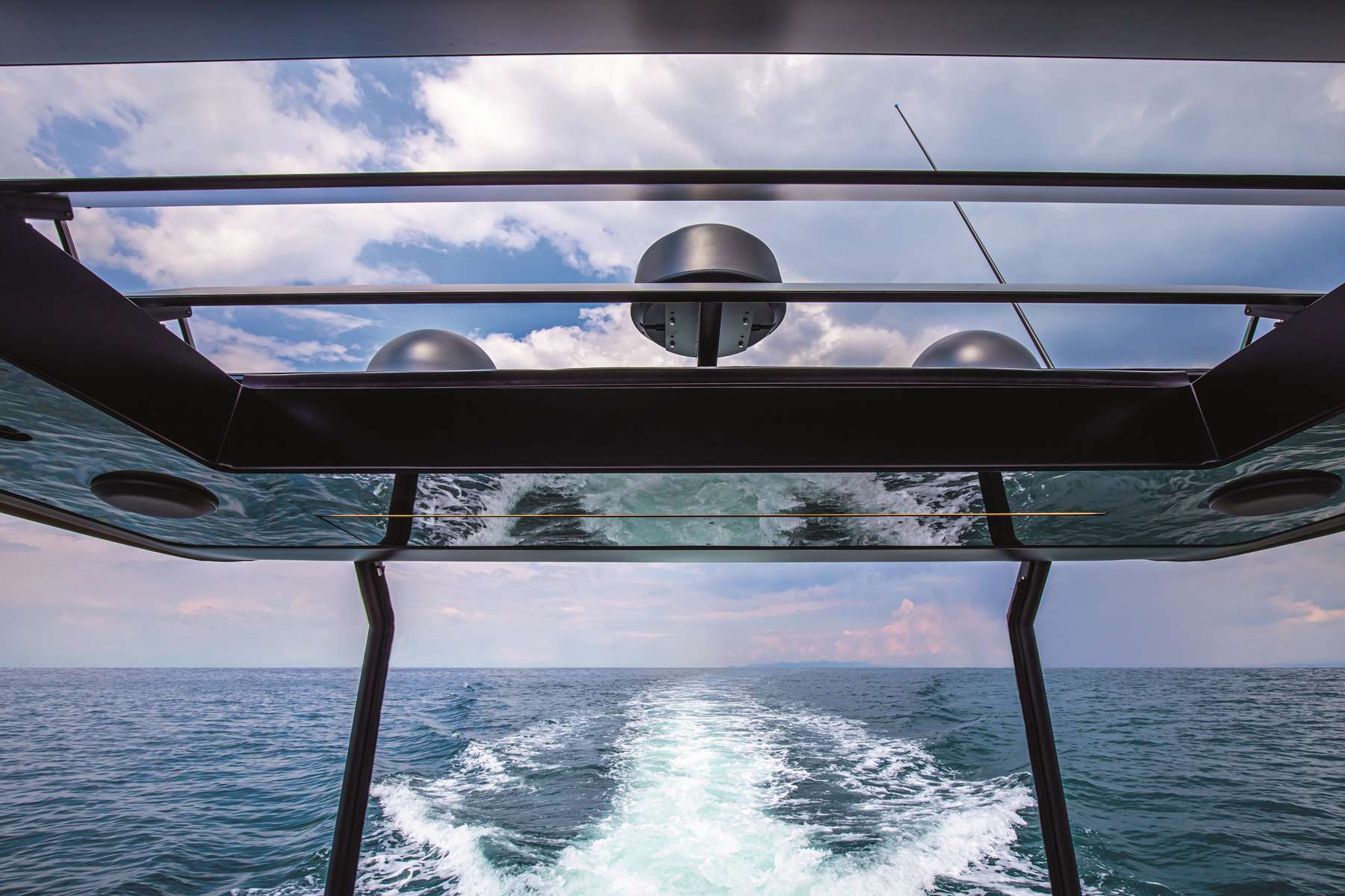 CRANCHI A46 LUXURY TENDER - 14