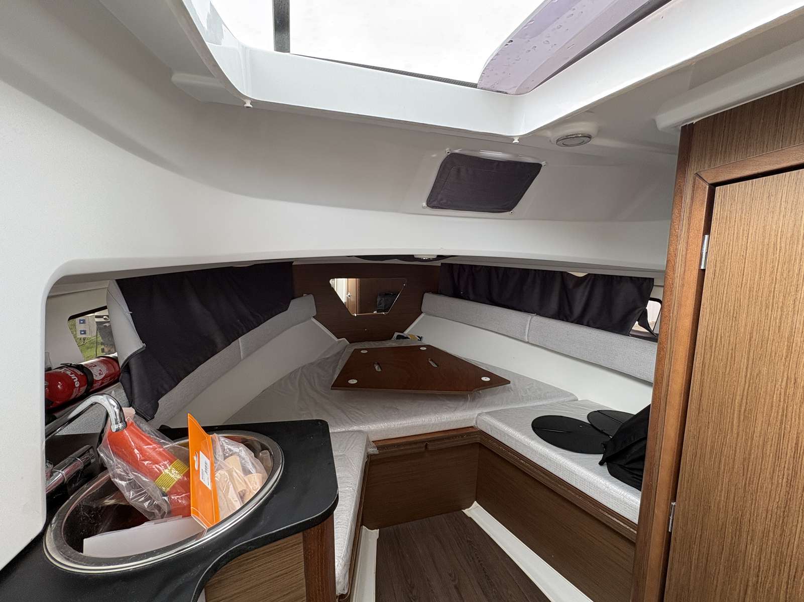 JEANNEAU CAP CAMARAT 7.5 WA - 8