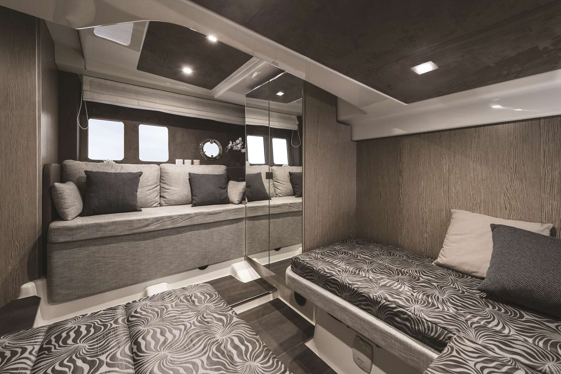 CRANCHI M 44 HT - 11