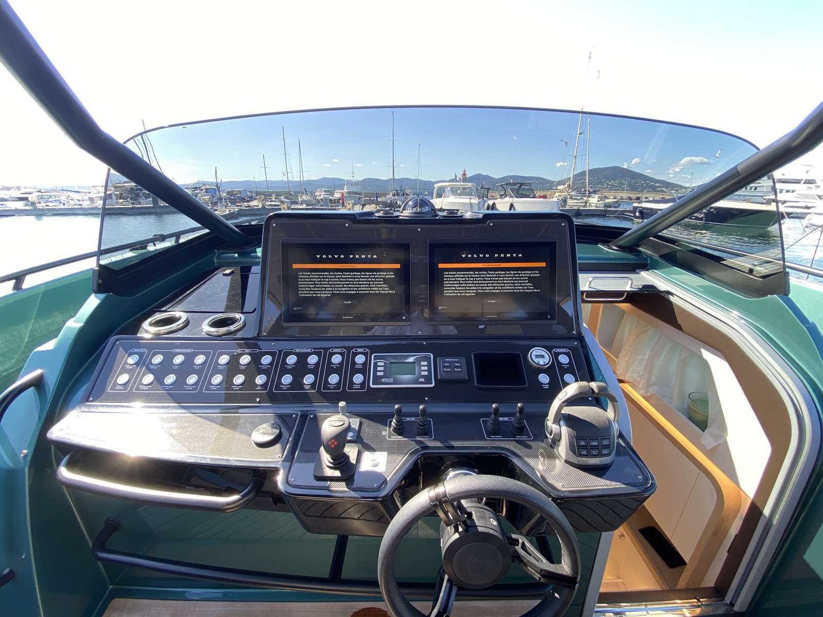 CANADOS GLADIATOR 493 GRAND - 2