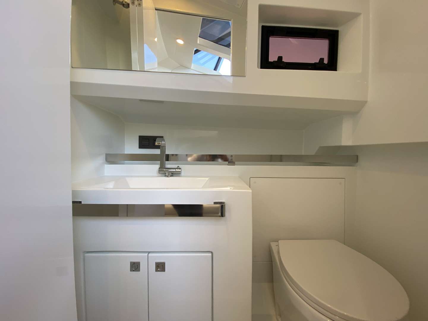 DE ANTONIO YACHTS D36 HARD TOP - 10