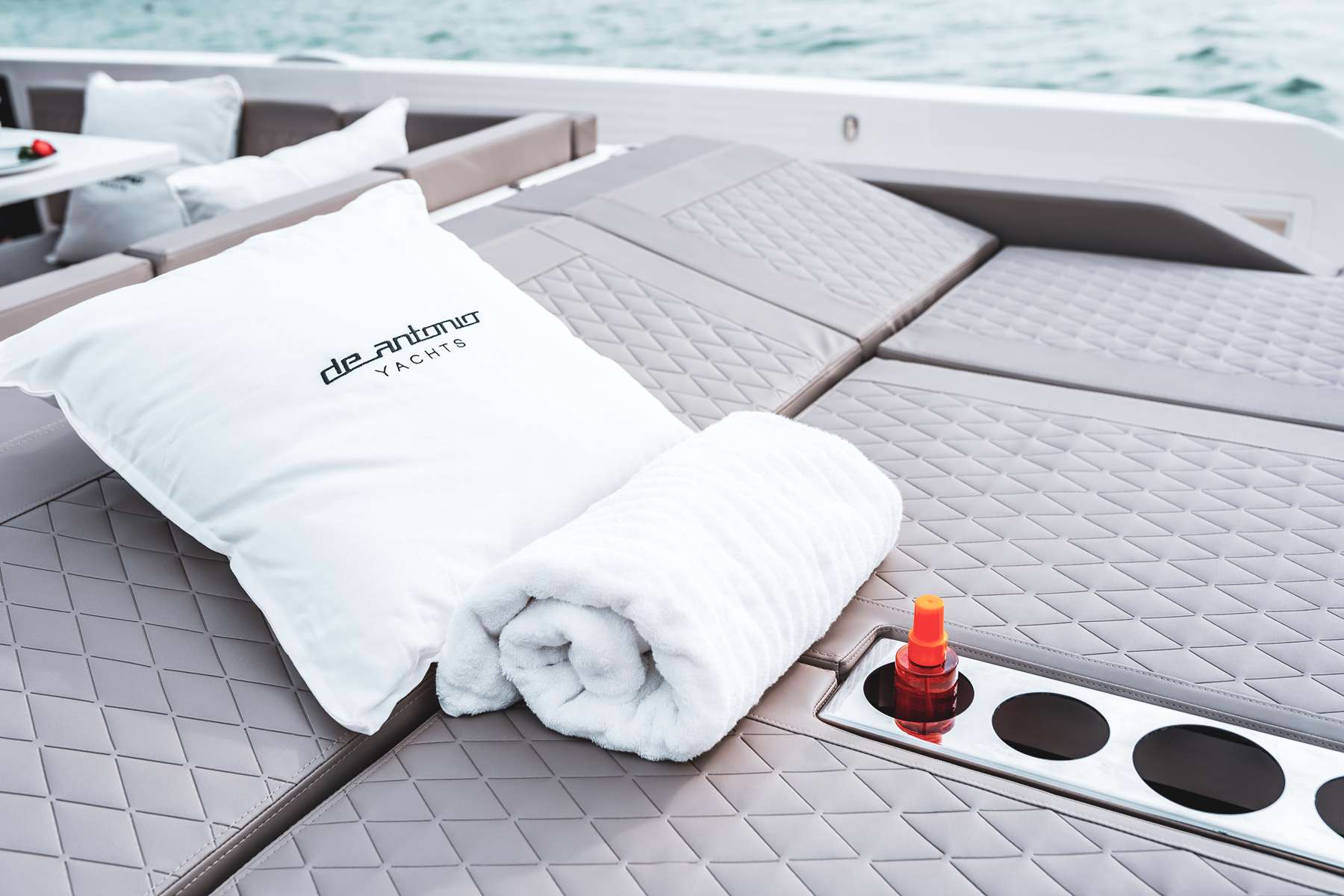 DE ANTONIO YACHTS D42 - 11