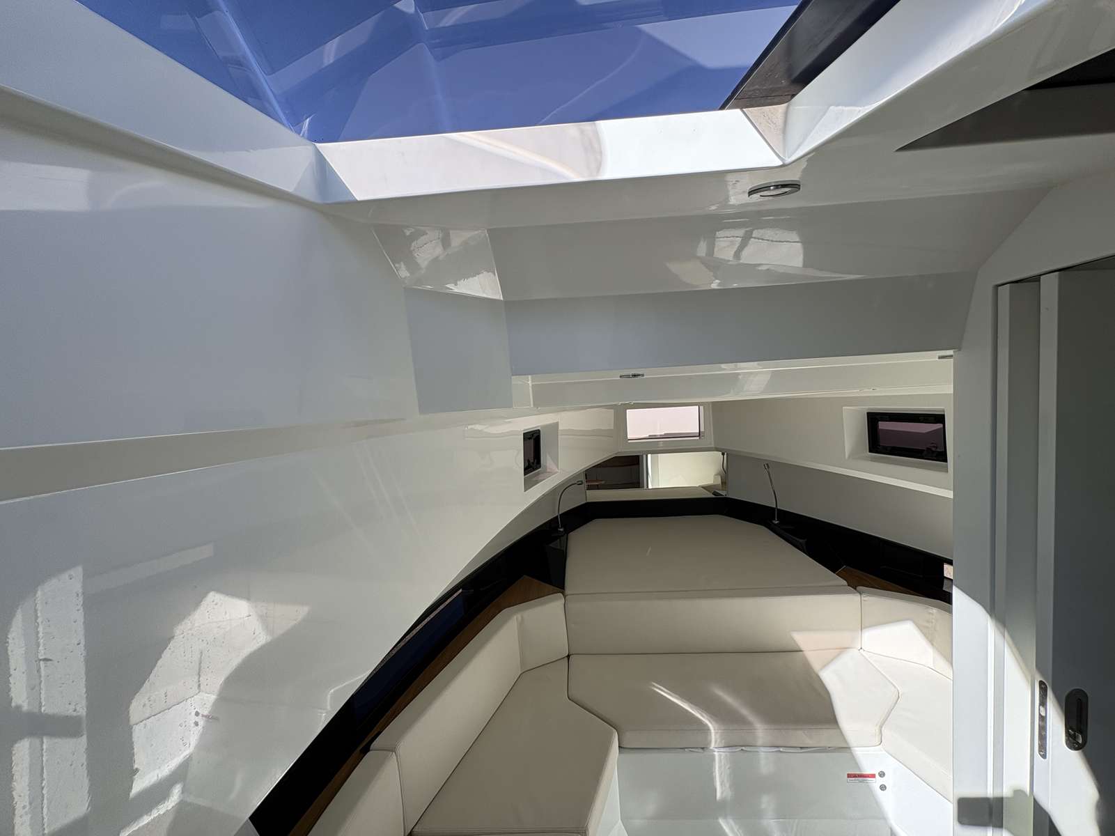 DE ANTONIO YACHTS D36 OPEN - 11