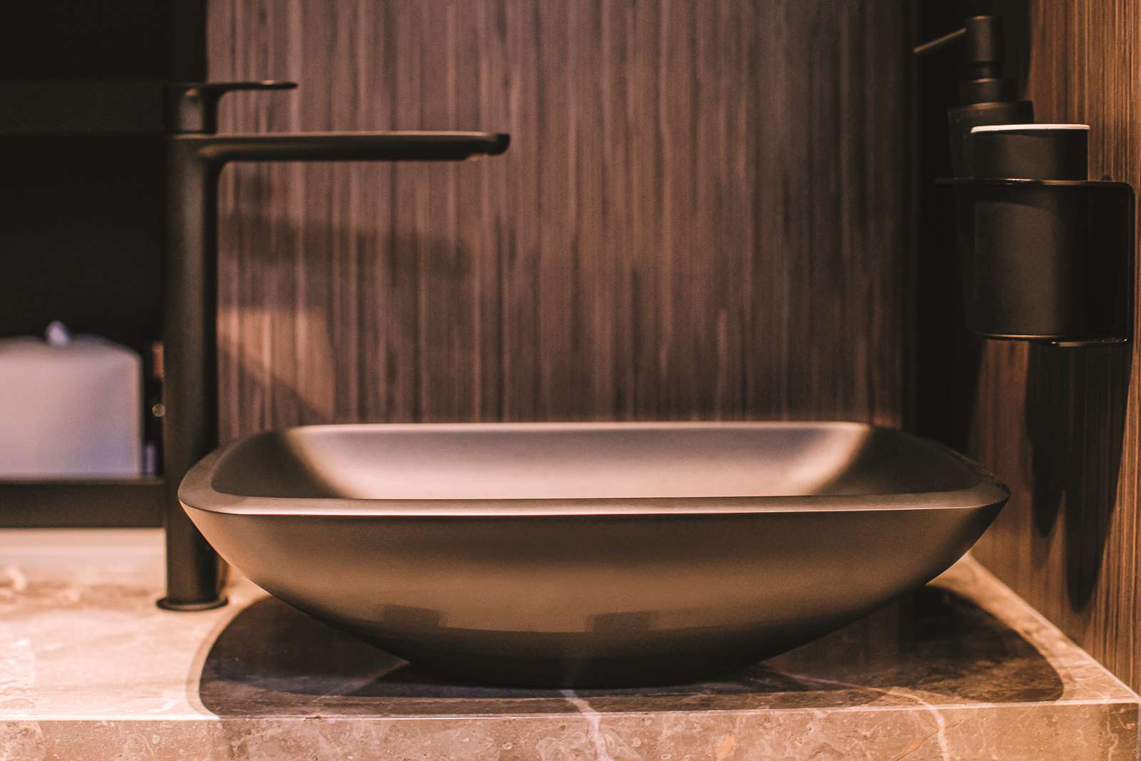 CRANCHI A46 LUXURY TENDER - 13