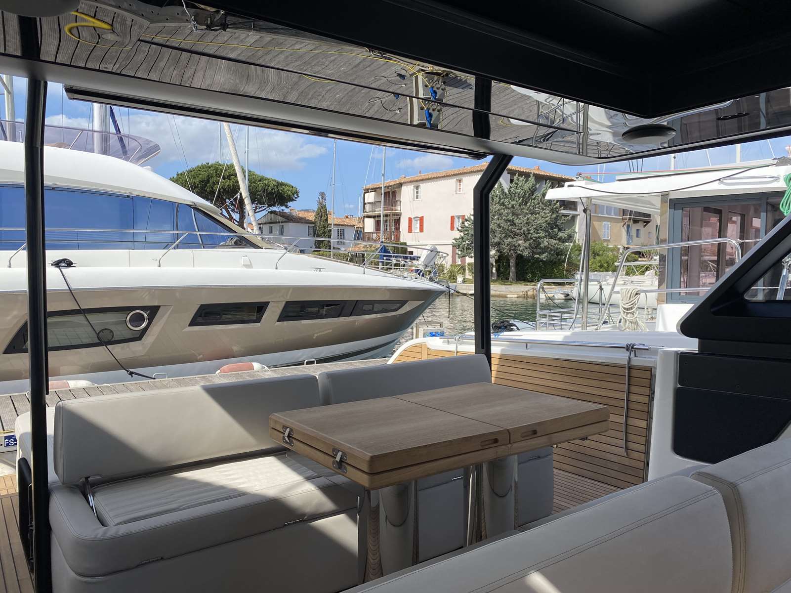 CRANCHI A46 LUXURY TENDER - 7