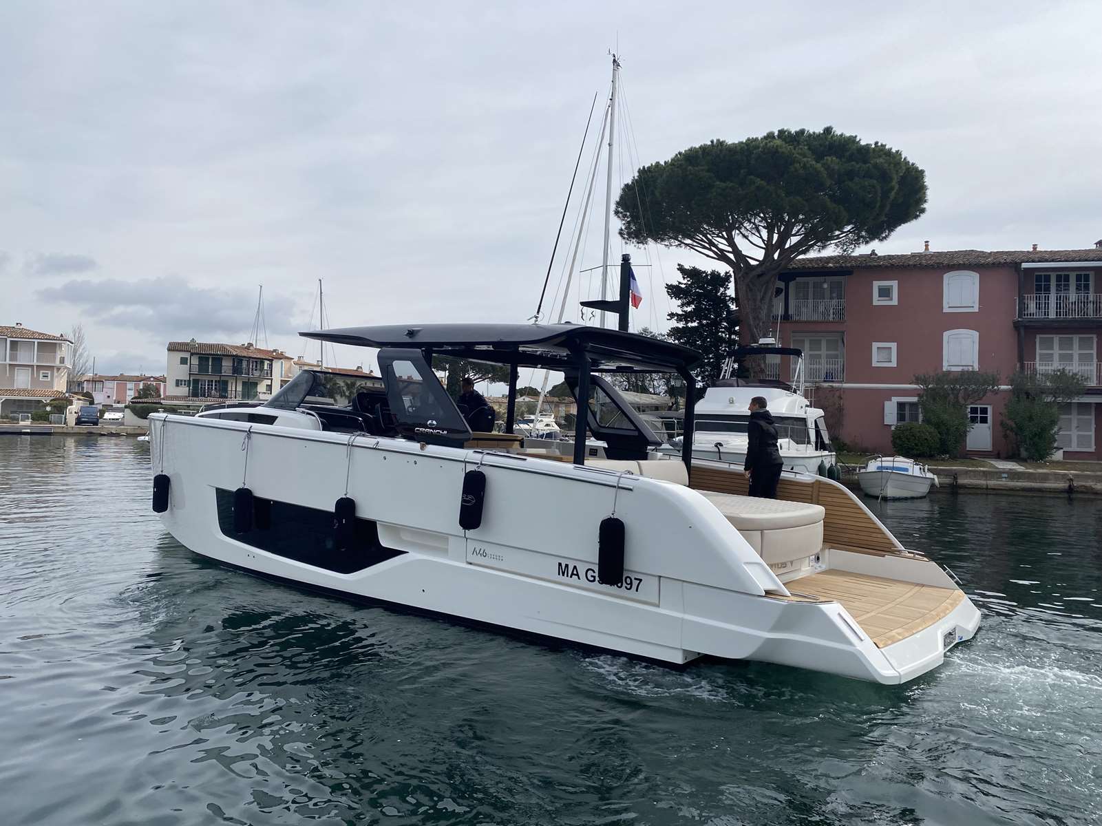 CRANCHI A46 LUXURY TENDER
