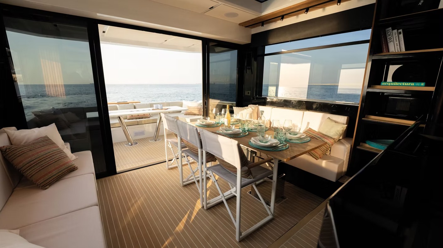 DE ANTONIO YACHTS D60 - 7