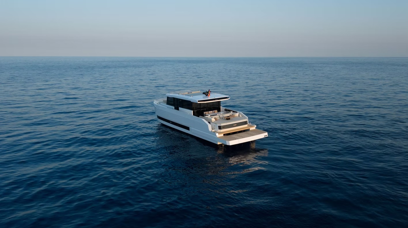 DE ANTONIO YACHTS D60 - 3