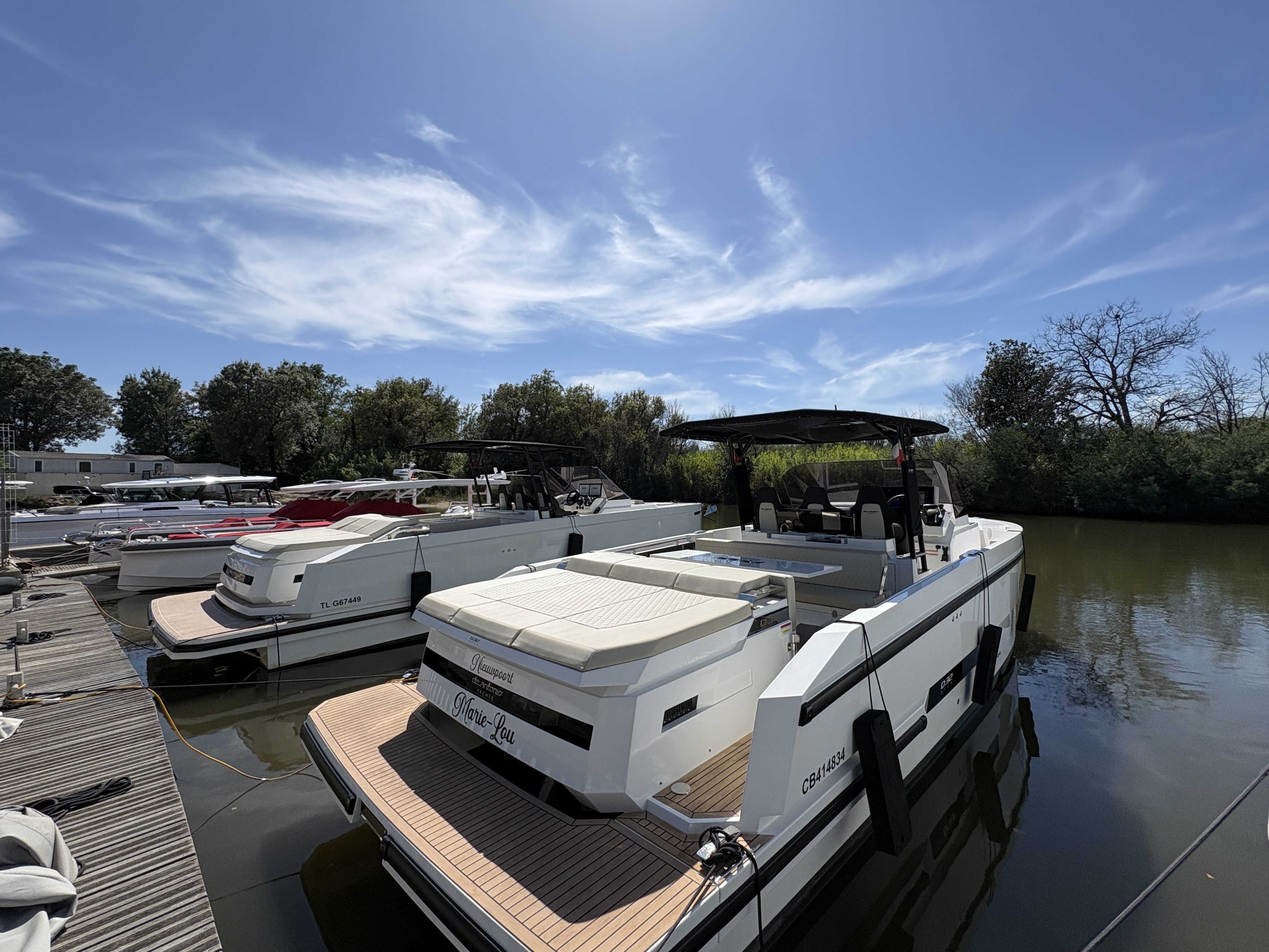 DE ANTONIO YACHTS D32 (2024)