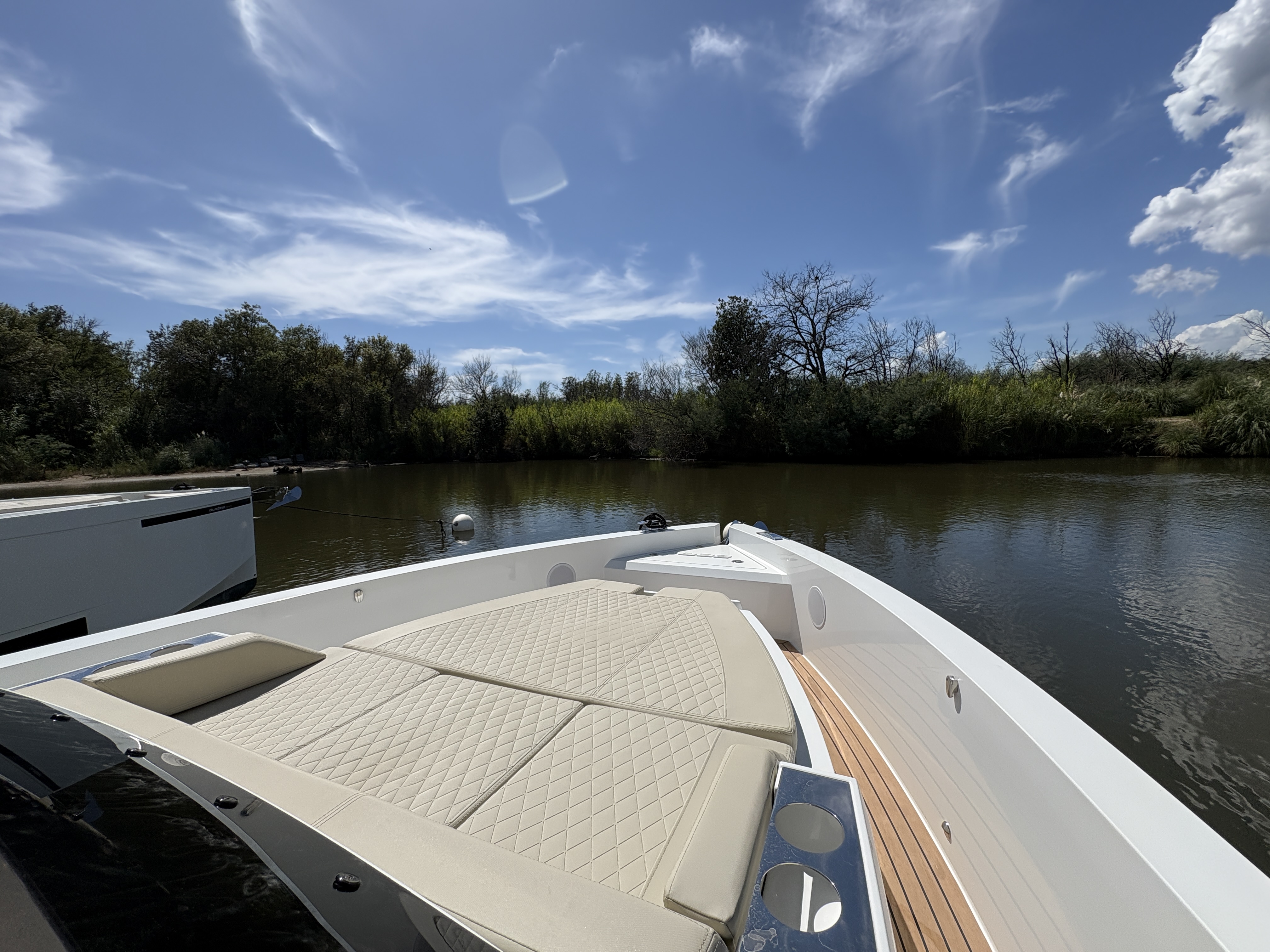 DE ANTONIO YACHTS D32 - 7